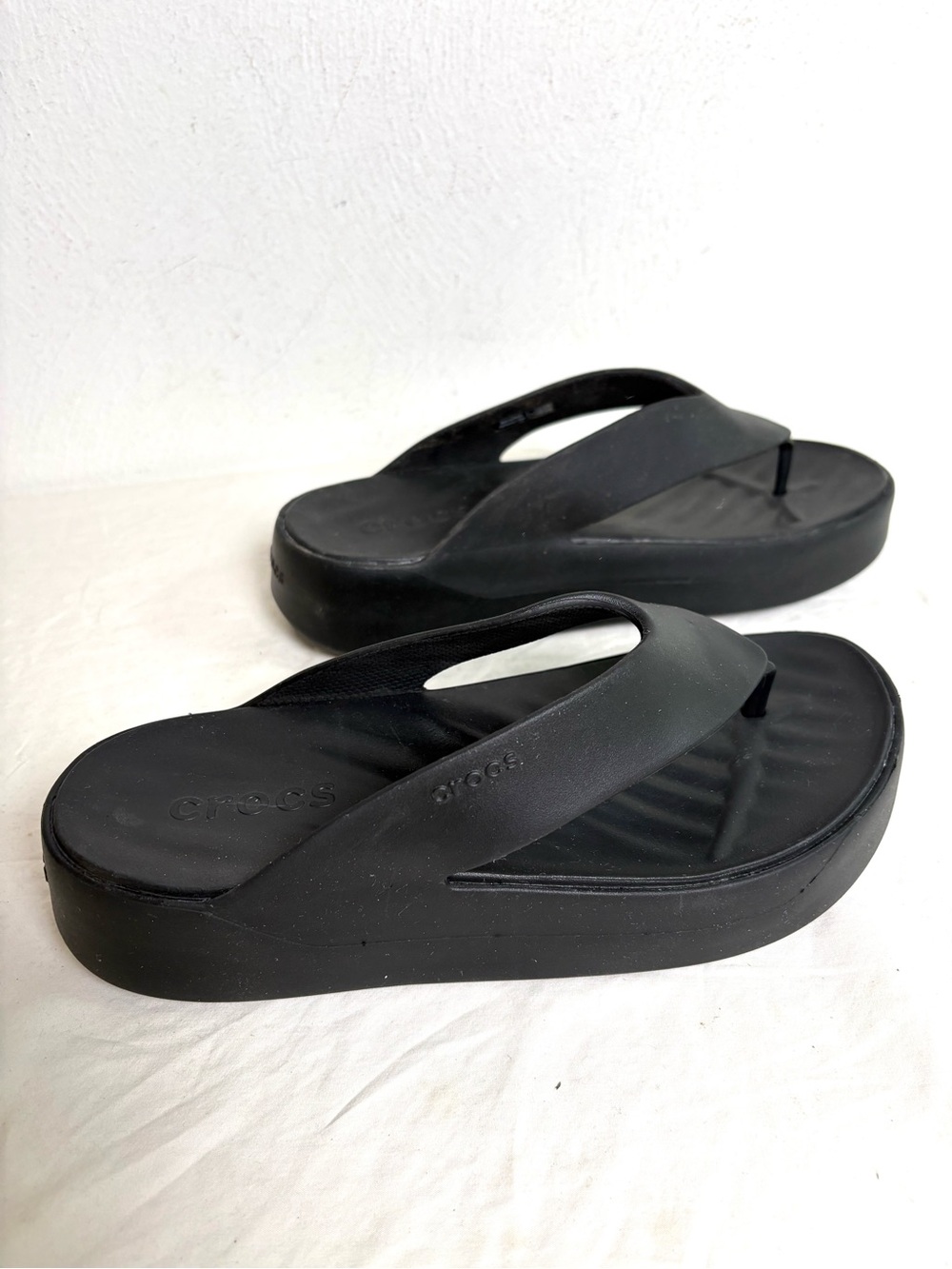 Crocs Women's Getaway Platform Flip Flops Wedge Sandals Women's Size 8 EUC
